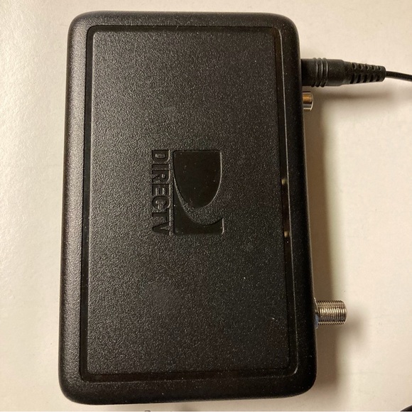 DirecTV Advanced Whole Home Client C51-500 & AC Adapter (EPS10R1-15) & Remote - Picture 3 of 10